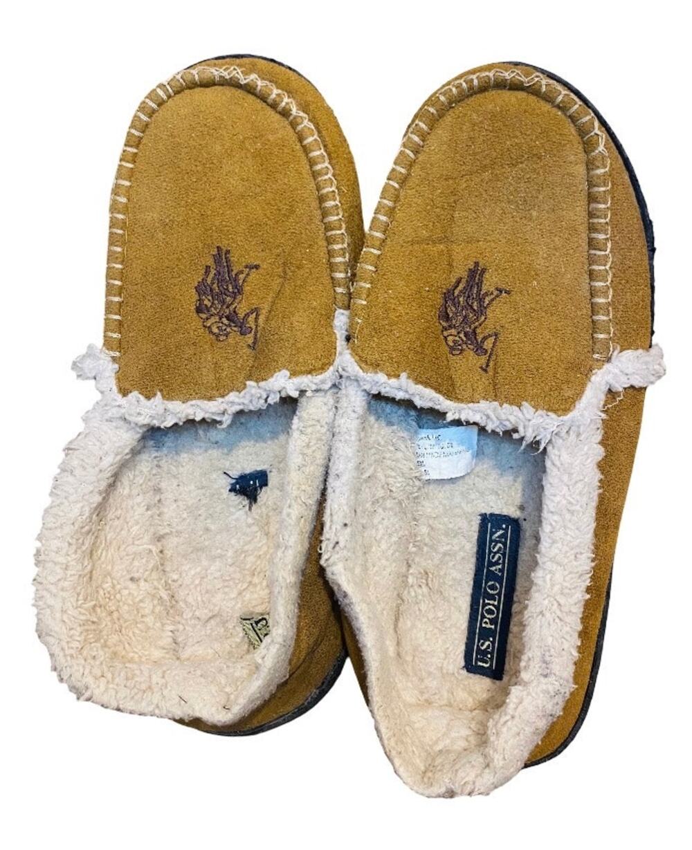 U.S. Polo Assn. Tan Faux Suede Moccasin Slippers - Size S (7/8)